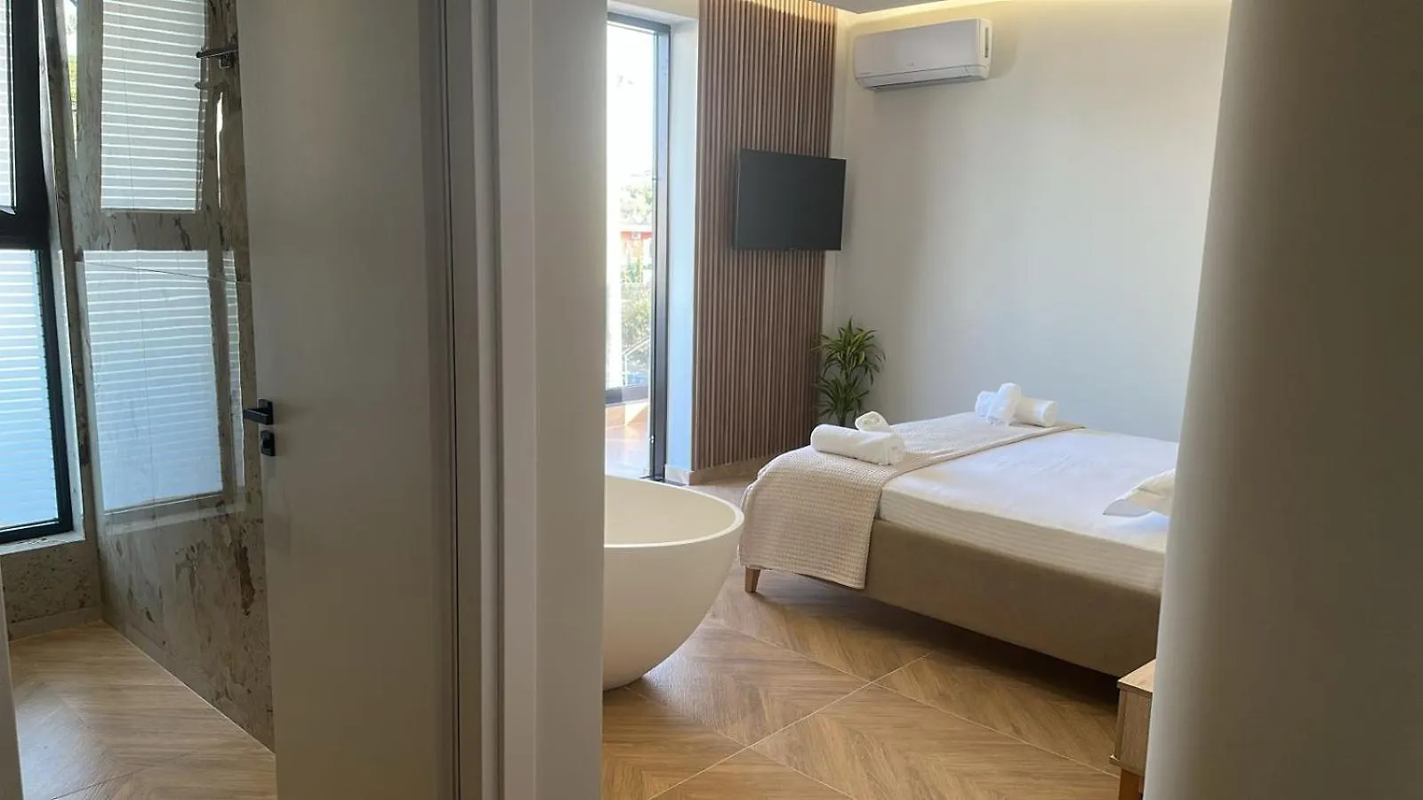 Hotel Parid Ksamil